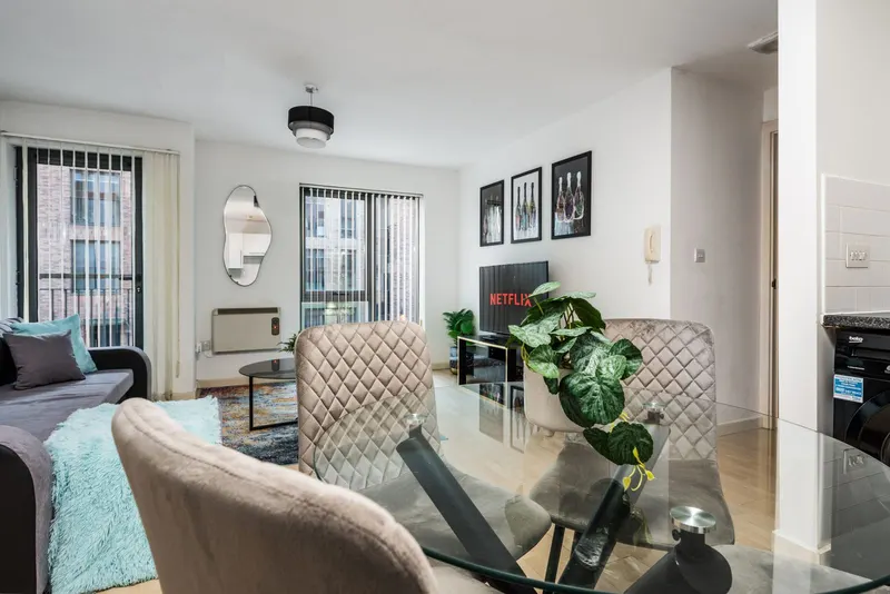 Propel Property Castlefield Manchester short let apartment
